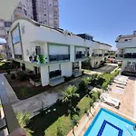 Plt Holiday Daireleri 3 Odali Bueyuek Daire