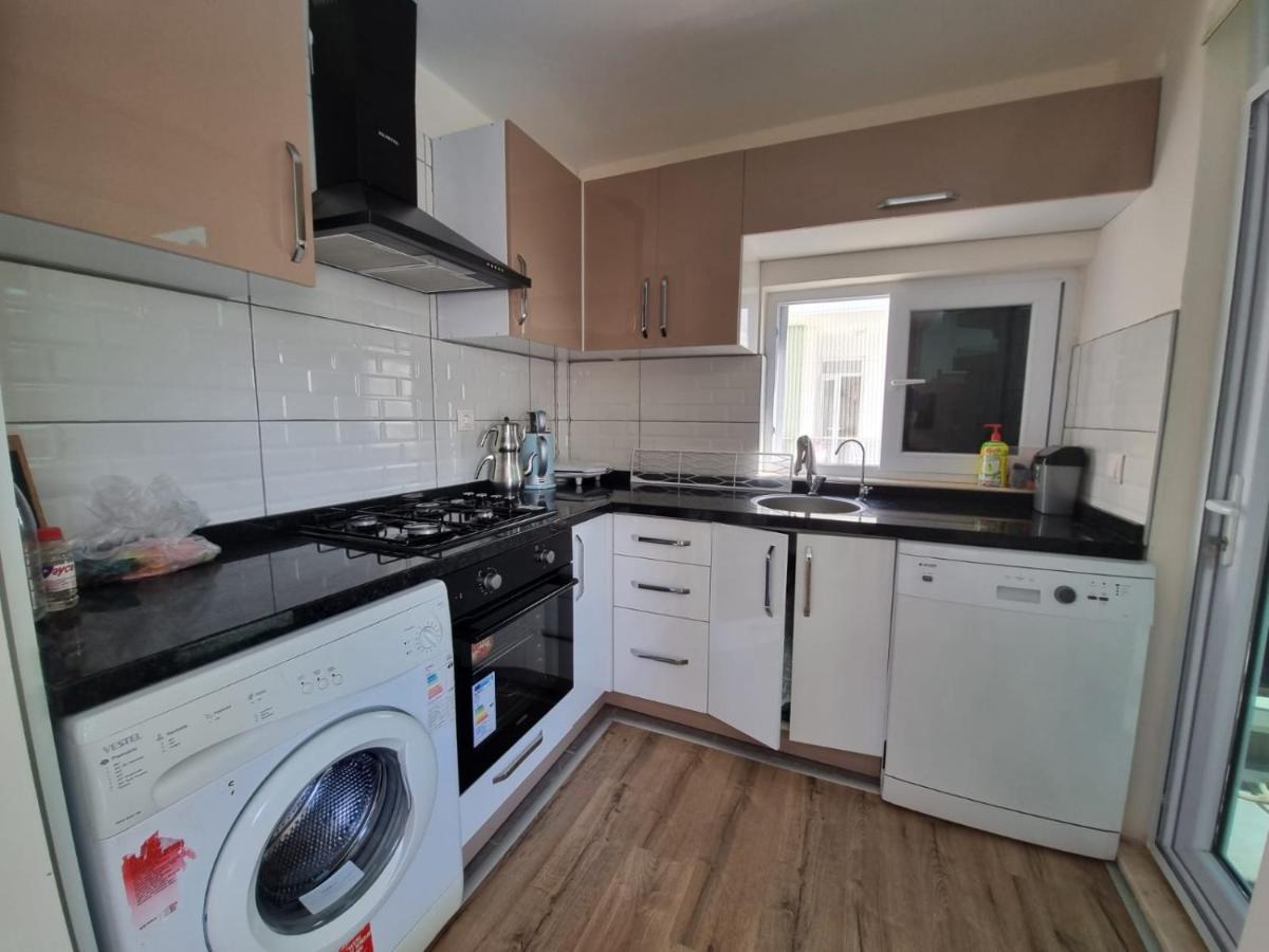 Plt Daireleri 3 Odali Buyuk Daire Antalya